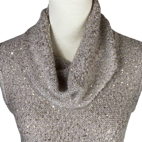 Preston and York beige sleeveless sweater top with embedded sequins, size med - Picture 5 of 5
